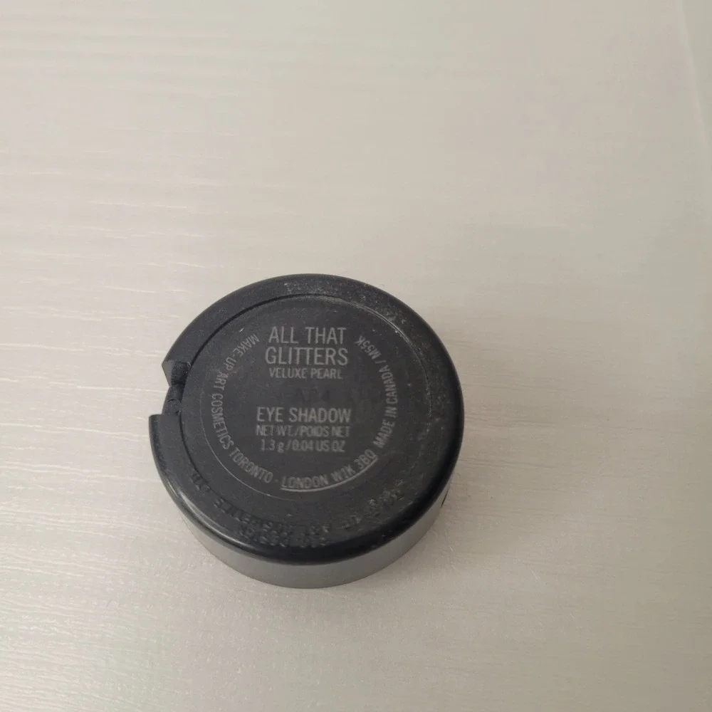 MAC Eye Shadow Women 1.3g All That Glitters Veluxe Pearl Beige Shimmer